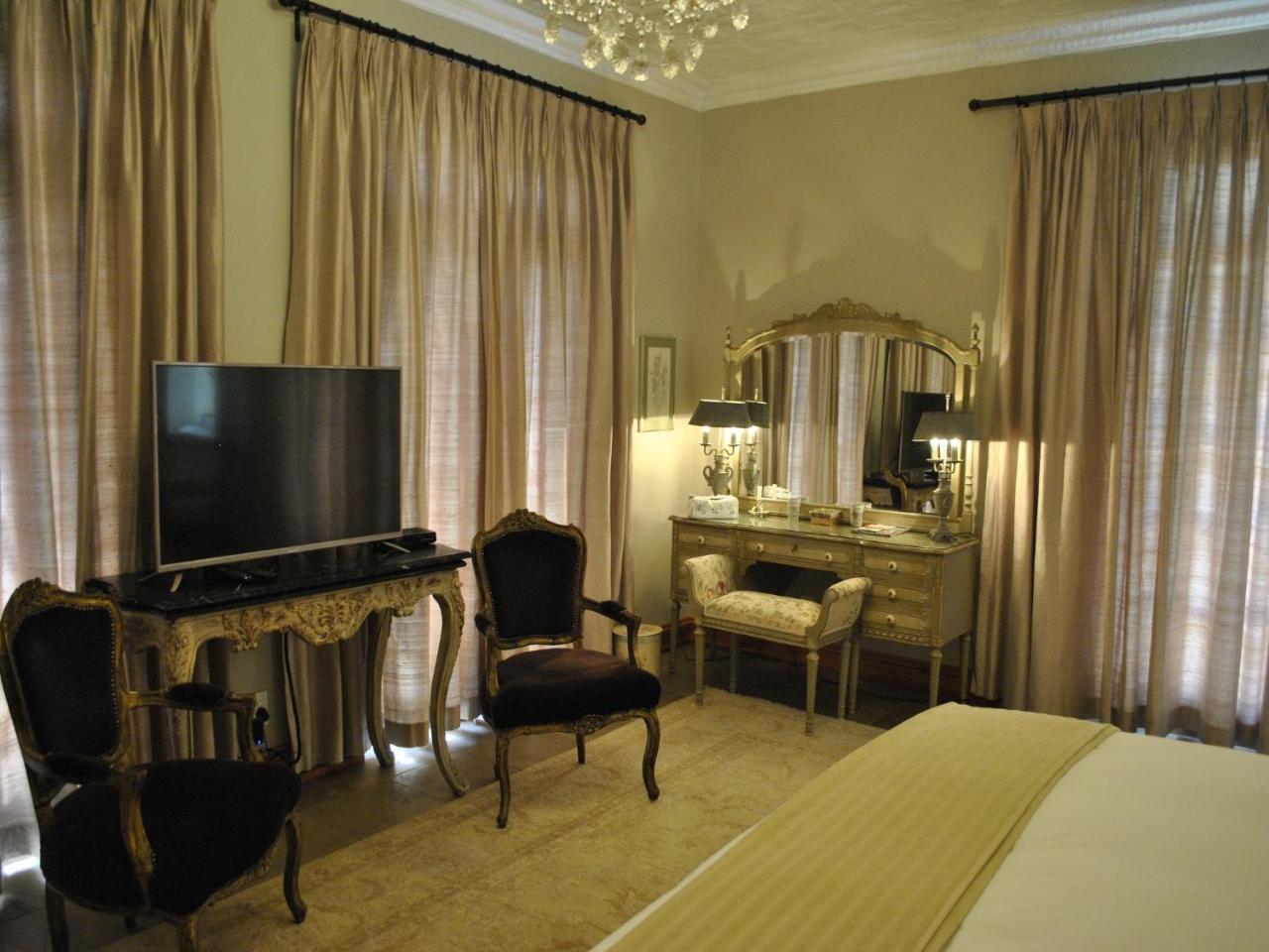 요하네스버그 Doveton House B&B 외부 사진